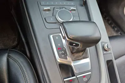Audi A4L 2019, 137700 км, за 12232 USD - фото 14