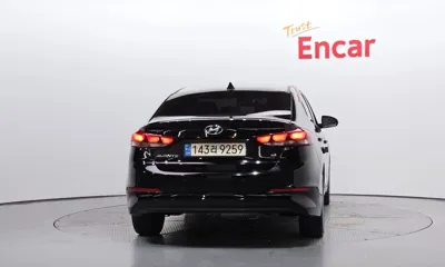 Hyundai Avante 2018, 83635 км, за 6440.29 USD