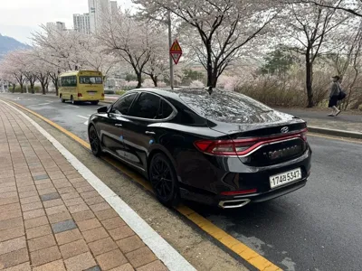Hyundai Grandeur 2017, 203685 км, за 6058.64 USD