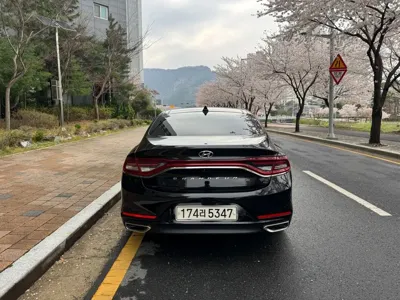 Hyundai Grandeur 2017, 203685 км, за 6055.87 USD - фото 8