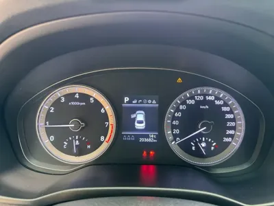 Hyundai Grandeur 2017, 203685 км, за 6055.87 USD - фото 12