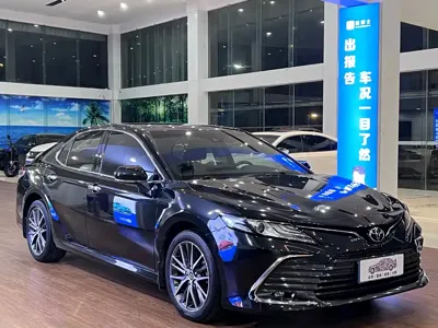 Toyota Camry 2021, 57000 км, за 15588.84 USD