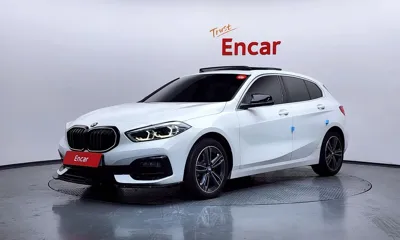 BMW 1-Series · 2022 год