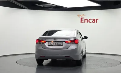 Hyundai Avante 2011, 86427 км, за 2667.19 USD