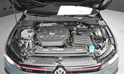 Volkswagen Golf 2025, 2195 км, за 30249.83 USD - фото 6