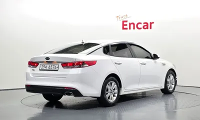 Kia K5 2017, 170907 км, за 5135.54 USD