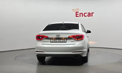 Hyundai Sonata 2017, 122861 км, за 5993.49 USD
