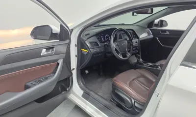 Hyundai Sonata 2017, 122861 км, за 5993.49 USD - фото 10