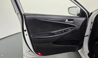 Hyundai Sonata 2012, 127747 км, за 2290.93 USD - фото 24