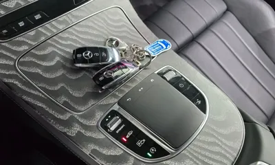 Mercedes-Benz E-Class 2021, 42174 км, за 24937.64 USD - фото 15