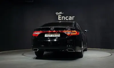 Hyundai Grandeur 2016, 132776 км, за 3835.4 USD