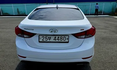 Hyundai Avante 2014, 83006 км, за 4192.94 USD