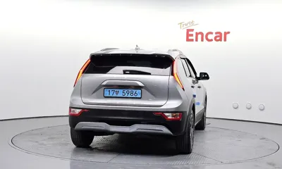 Kia Niro 2023, 101025 км, за 14073.34 USD