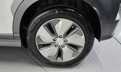 Hyundai Kona 2019, 165591 км, за 10553.75 USD - фото 21