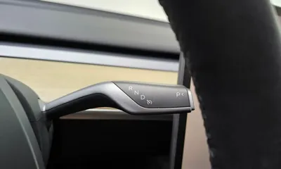 Tesla Model Y 2024, 17480 км, за 25928.84 USD - фото 9