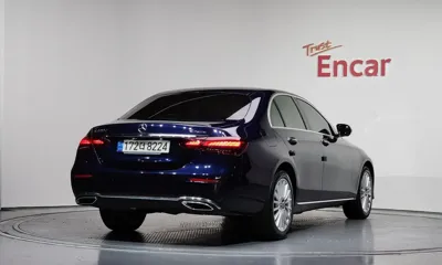 Mercedes-Benz E-Class 2021, 82173 км, за 21530.79 USD