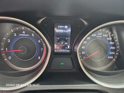 Hyundai Avante 2014, 109000 км, за 3838.15 USD - фото 7