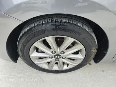 Hyundai Avante 2014, 109000 км, за 3838.15 USD - фото 19