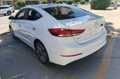 Hyundai Elantra (6th Generation 2016, 54400 км, за 9609 USD