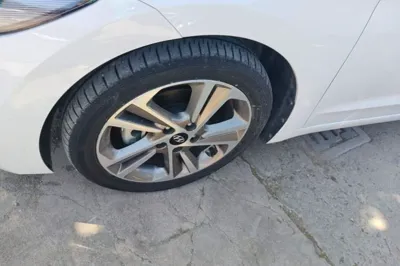 Hyundai Elantra (6th Generation 2016, 54400 км, за 9609 USD - фото 10