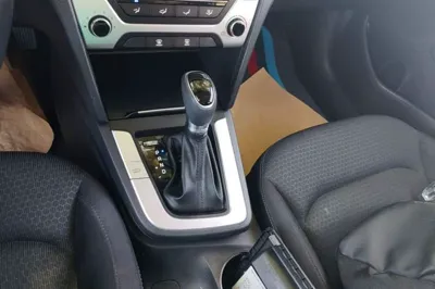 Hyundai Elantra (6th Generation 2016, 54400 км, за 9609 USD - фото 16