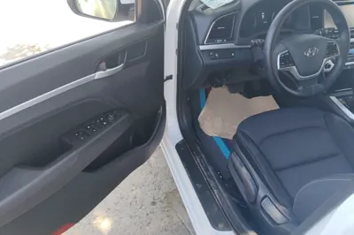 Hyundai Elantra (6th Generation 2016, 54400 км, за 9609 USD - фото 18