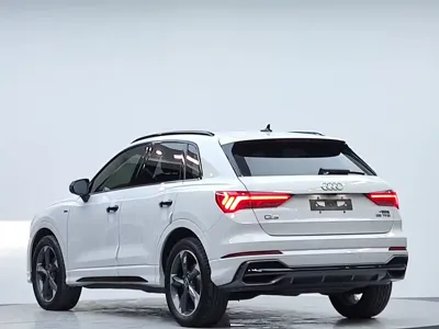 Audi Q3 2022, 34000 км, за 26079.63 USD