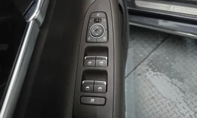 Hyundai Grandeur 2018, 162059 км, за 5883.13 USD - фото 14