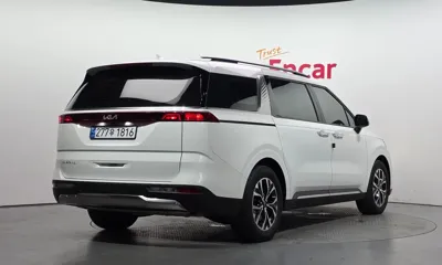 Kia Canival 2023, 53200 км, за 17920.44 USD