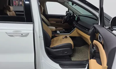 Kia Canival 2023, 53200 км, за 17776.9 USD - фото 26