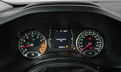 Jeep Renegade 2016, 107057 км, за 5288.21 USD - фото 8