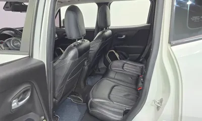 Jeep Renegade 2016, 107057 км, за 5288.21 USD - фото 11