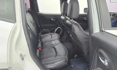Jeep Renegade 2016, 107057 км, за 5288.21 USD - фото 20