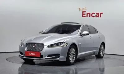 Jaguar XF · 2014 год