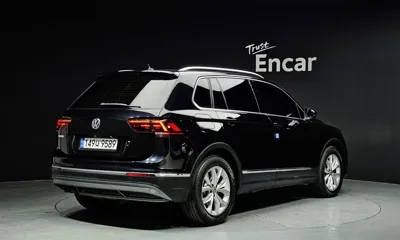 Volkswagen Tiguan 2018, 101834 км, за 11166.17 USD