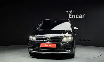 Volkswagen Tiguan 2018, 101834 км, за 11166.17 USD