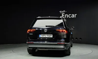 Volkswagen Tiguan 2018, 101834 км, за 11166.17 USD