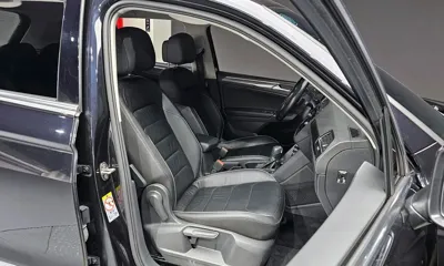 Volkswagen Tiguan 2018, 101834 км, за 11166.17 USD - фото 12