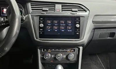 Volkswagen Tiguan 2018, 101834 км, за 11166.17 USD - фото 19