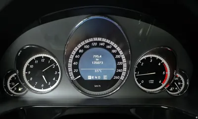Mercedes-Benz E-Class 2011, 135073 км, за 3872.92 USD - фото 8