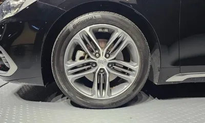 Hyundai Grandeur 2017, 122597 км, за 9271.52 USD