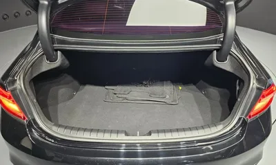 Hyundai Grandeur 2017, 122597 км, за 9271.52 USD - фото 20