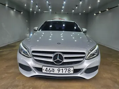 Mercedes-Benz C-Class 2017, 79922 км, за 8336.62 USD