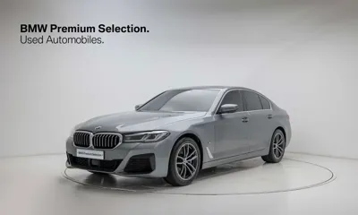 BMW 5-Series · 2023 год