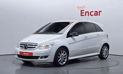 Mercedes-Benz B-Class · 2008 год