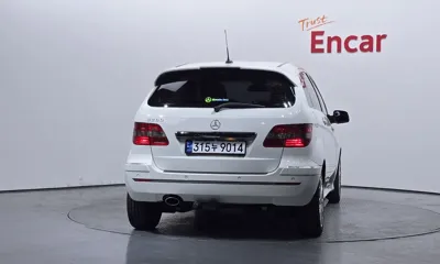 Mercedes-Benz B-Class 2008, 270112 км, за 2166.21 USD