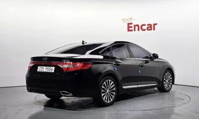 Hyundai Grandeur 2014, 165923 км, за 3435.74 USD