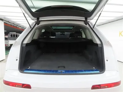 Audi Q7 2019, 77099 км, за 19820.57 USD - фото 18