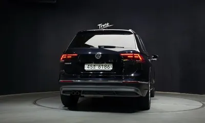 Volkswagen Tiguan 2018, 97190 км, за 11525.68 USD
