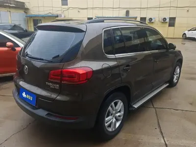 Volkswagen Tiguan 2016, 119600 км, за 6106.41 USD